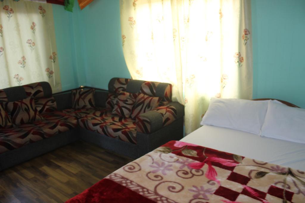 Bickey'S Homestay Pokhara Eksteriør billede